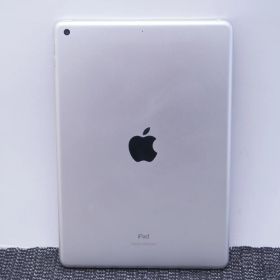 Apple (アップル) iPad 第8世代 32GB Wi-Fiモデル MYLA2J/A【中古】