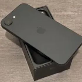 Apple iPhone 16e 本体