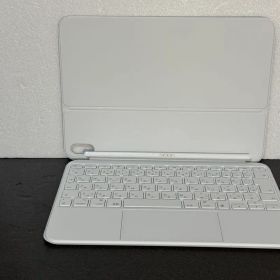 Apple 純正 iPad Magic Keyboard Folio A2695