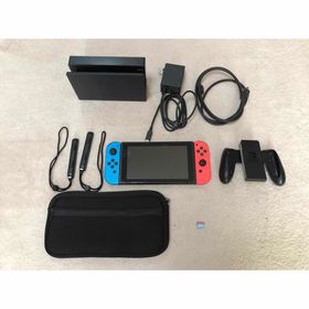 ニンテンドースイッチ(Nintendo Switch)の【極美品】NintendoSwitch 本体《マイクロ SD128 GB付属》(家庭用ゲーム機本体)