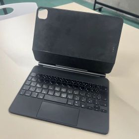 【純正】Apple Magic Keyboard 11インチ 黒（シール跡あり）