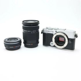 【中古】 《良品》 OLYMPUS PEN E-P7 EZダブルズームキット シルバー 【標準ズーム2群ユニット移動枠ユニット部品交換/各部点検済】 [ デジタルカメラ ]