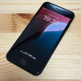 バッテリー新品 iPhoneSE第3世代64GB SIMフリー 美品