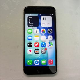 iPhone SE3 SIMフリー 64G