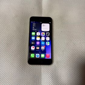 ⭐︎SIMフリー iPhoneSE 第3世代 64GB バッテリー100%