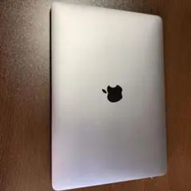 MACBOOK PRO 2017 13インチ 8GB