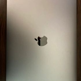 【美品】Apple MacBook Pro 2017 13.3インチ