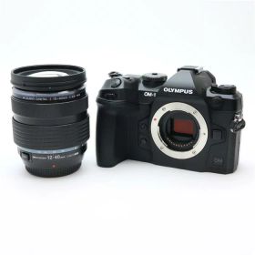 【中古】 《良品》 OM SYSTEM OM-1 12-40mm F2.8 PRO IIキット [ デジタルカメラ ]