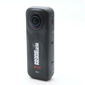 【中古】 《新同品》 Insta360 X5 MM93 2025 チャンピオン記念版 CINSAAHA-X584 [ デジタルカメラ ]