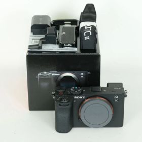 [美品 | シャッター数7,797回｜ボトムマウントプレート付] SONY α7C II（ILCE-7CM2） [ボディ ブラック] | SONY Eマウント