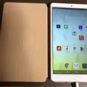 値下げしました❗️HUAWEI dtab D-01J GOLD