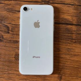 【美品】Apple iPhone 8 ホワイト64GB 本体