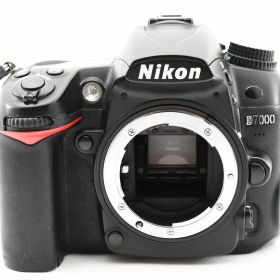 【中古】Nikon ニコン D7000 ボディ