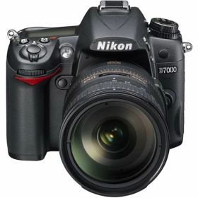 【中古】ニコン Nikon D7000 18-200VRII キット