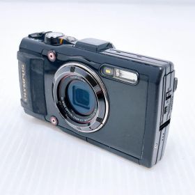 OLYMPUS TG-4 コンパクトデジタルカメラ オリンパス