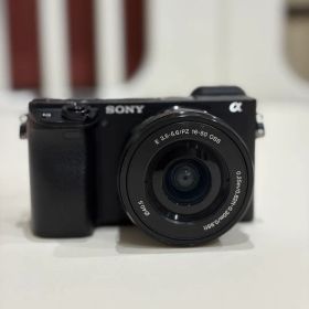 SONY α6400 Wズームレンズキット