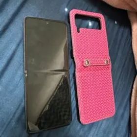 Galaxy Z Flip3 5G SIMフリー（グリーン） 値下げしました。