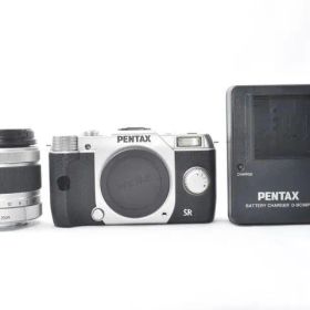 【美品】ペンタックス PENTAX Q10 シルバー レンズキット