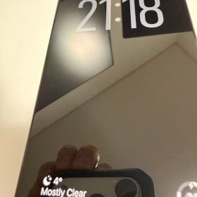 iPhone 16 Pro 512GB ブラックチタニウム AppleCare+