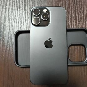 iPhone 16 Pro max ブラックチタニウム 256GB 極美品