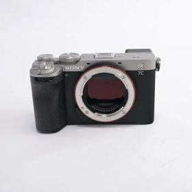 【中古】ソニー α7C II (ILCE-7CM2) シルバー ランク：AB「カメラのナニワ なんばマルイ店在庫」【デジタル一眼】商品コード：2221240064593