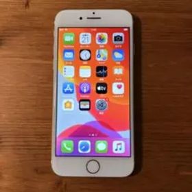 Apple iPhone 7 ゴールド