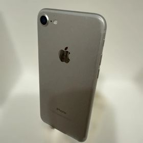 Apple iPhone7 128GB シルバー 本体