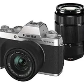 【中古】富士フイルム(FUJIFILM) ミラーレス一眼カメラ X-T200ダブルズームレンズキット シルバー X-T200WZLK-S