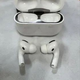 Apple AirPods Pro 第1世代