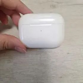 Apple AirPods Pro 本体
