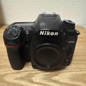 Nikon d7500 ボディのみ バッテリー付き