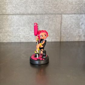 【新品同様】アミーボ スプラトゥーンシリーズ amiib タコガール