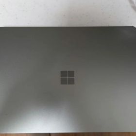 Microsoft Surface Laptop go 2