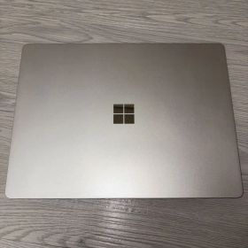 Microsoft Surface Laptop Go シルバー