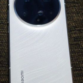 Xiaomi 15 Ultra 12/256GB 中国版 ホワイト