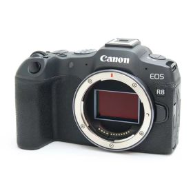 【中古】 《美品》 Canon EOS R8 ボディ [ デジタルカメラ ]