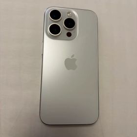 iPhone15 Pro 512GB ホワイト SIMフリー バッテリー87%