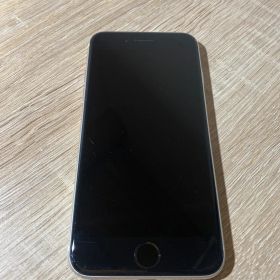 8155 iPhone SE 第三世代 64GB スターライト 動作確認済み