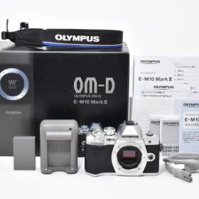 【光学極上品 箱あり】Olympus オリンパス OM-D E-M10 mark III ボディ シルバー シャッター数2365回と少ない ミラーレス一眼カメラ #4050-13
