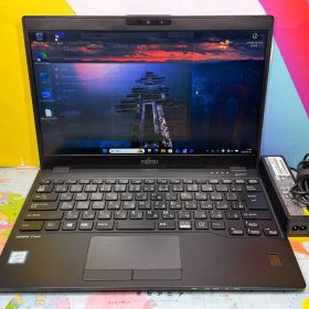 i7・16GB 富士通 U939/B 13.3型 FHD ノートPC 超軽量
