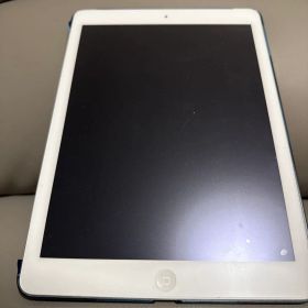 【美品】iPad Air本体 第一世代 A1475