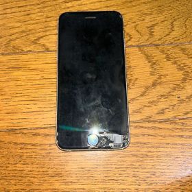 iPhone 6 シルバー 本体ジャンク品
