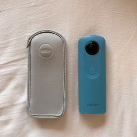 RICOH THETA 青色 本体 ケース付き