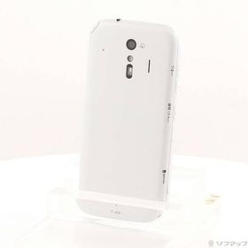 〔中古〕FUJITSU(富士通） らくらくスマートフォン 32GB ホワイト F-42A docomoロック解除SIMフリー〔276-ud〕