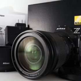 Nikon ミラーレス一眼カメラ Z5 レンズキット NIKKOR Z 24-200mm f/4-6.3 VR 付属 Z5LK24-200 ブラック
