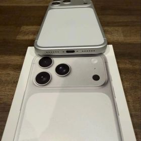 iPhone 17 pro max 256GB 国内