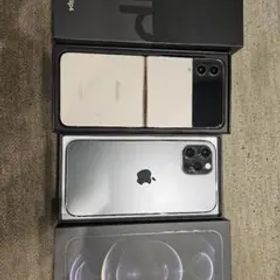 iPhone12pro GalaxyZflip4