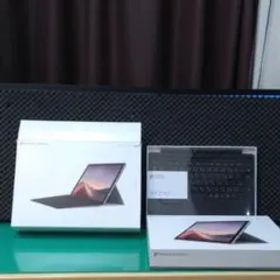 値下げ!! 中古 Surface Pro 7 タイプカバー同梱