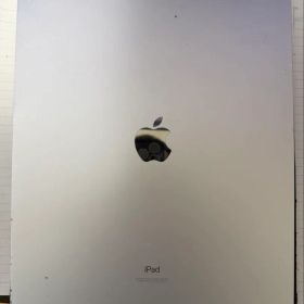 iPad Pro 12.9インチ 第3世代ＳＩＭフリーAU 1TB