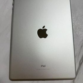 【限定値下げ❗️】Apple iPad 第5世代 シルバー